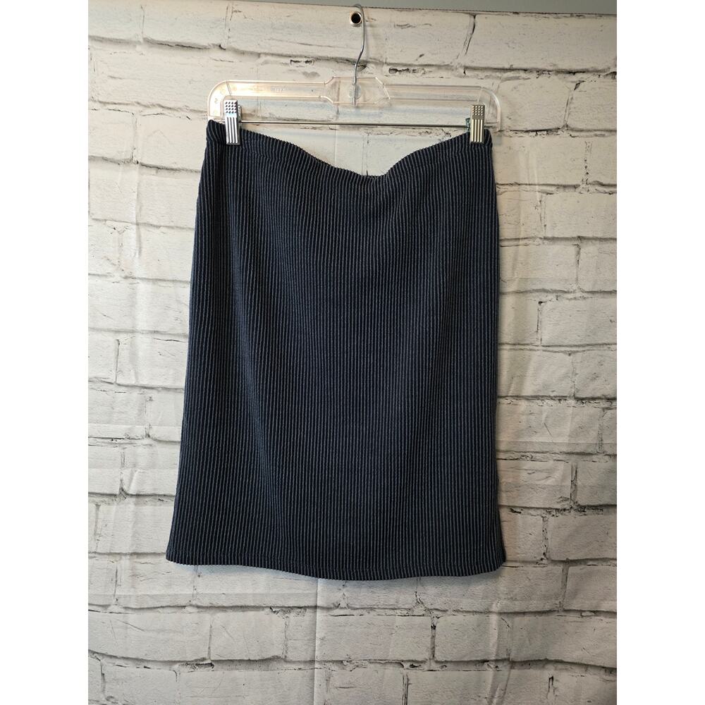Heatherly Boutique Women's Knee Length Skirt
